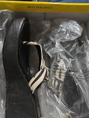 Yellow Box Beliz Zebra Print Shoes, Size 7, New